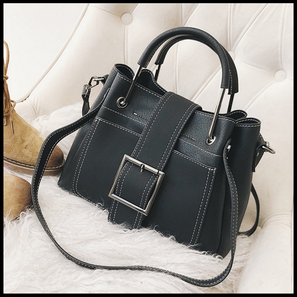 #NEW TURIN Crossbody B - Picture 2 of 7